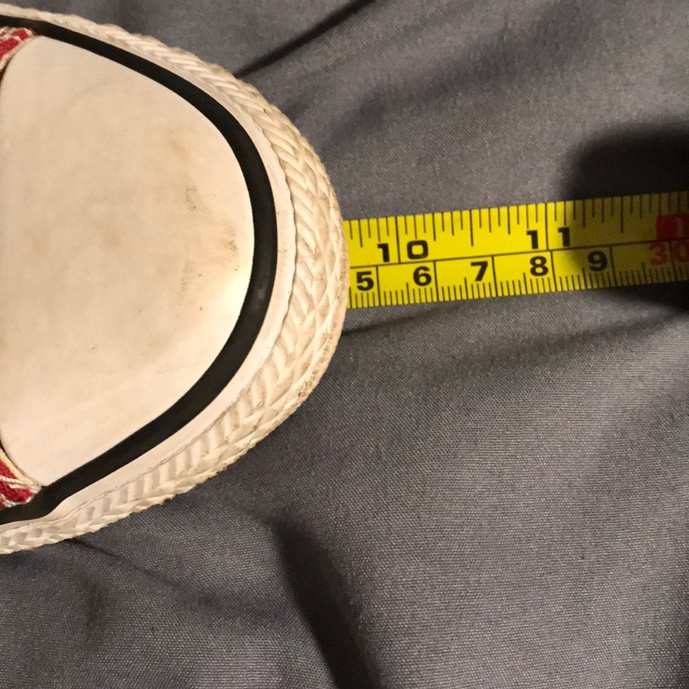 Converse - Picture 6 of 7